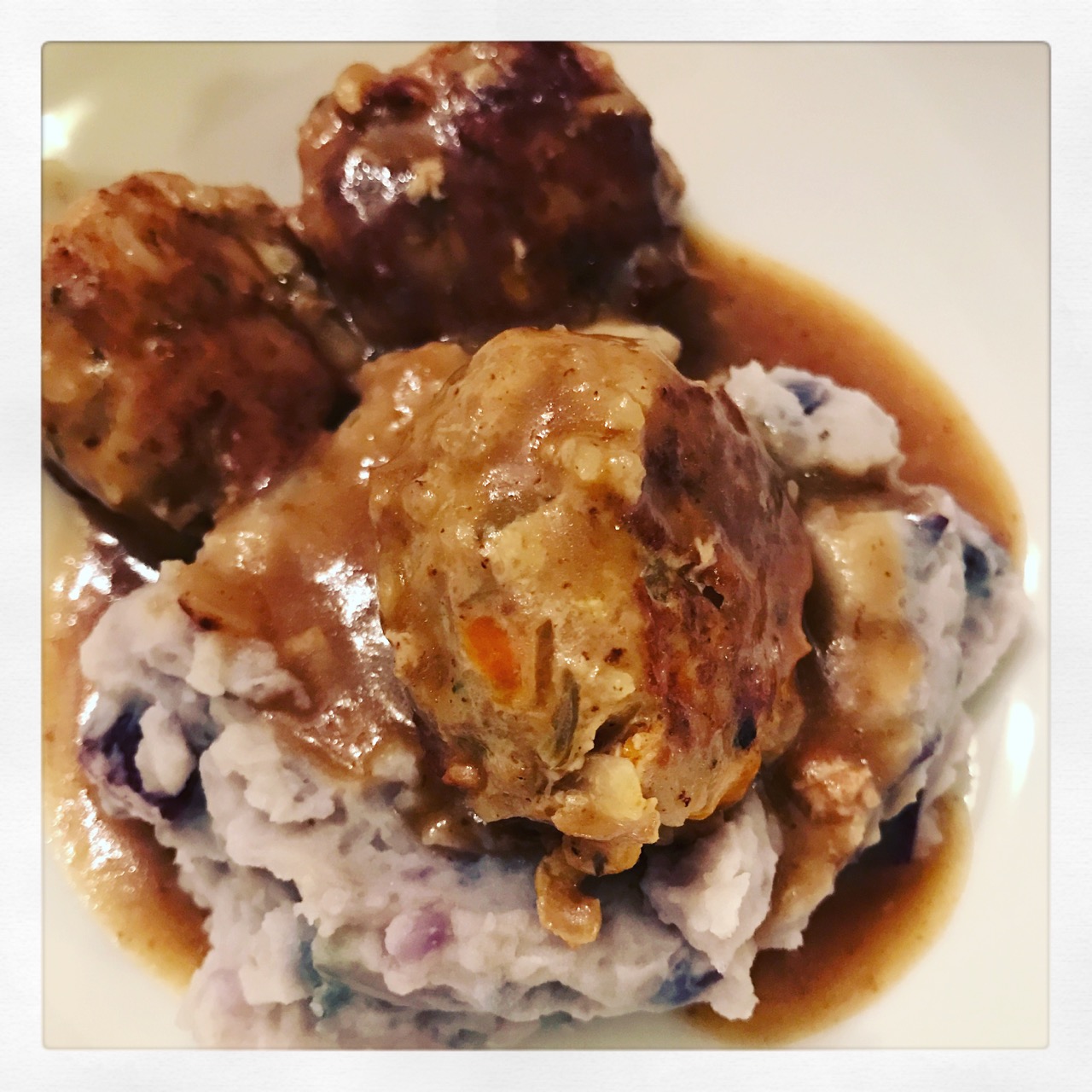 turkey-meatballs-with-purple-smashed-potatoes